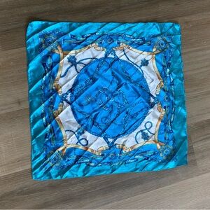 Small handkerchief square turquoise Print satin effect